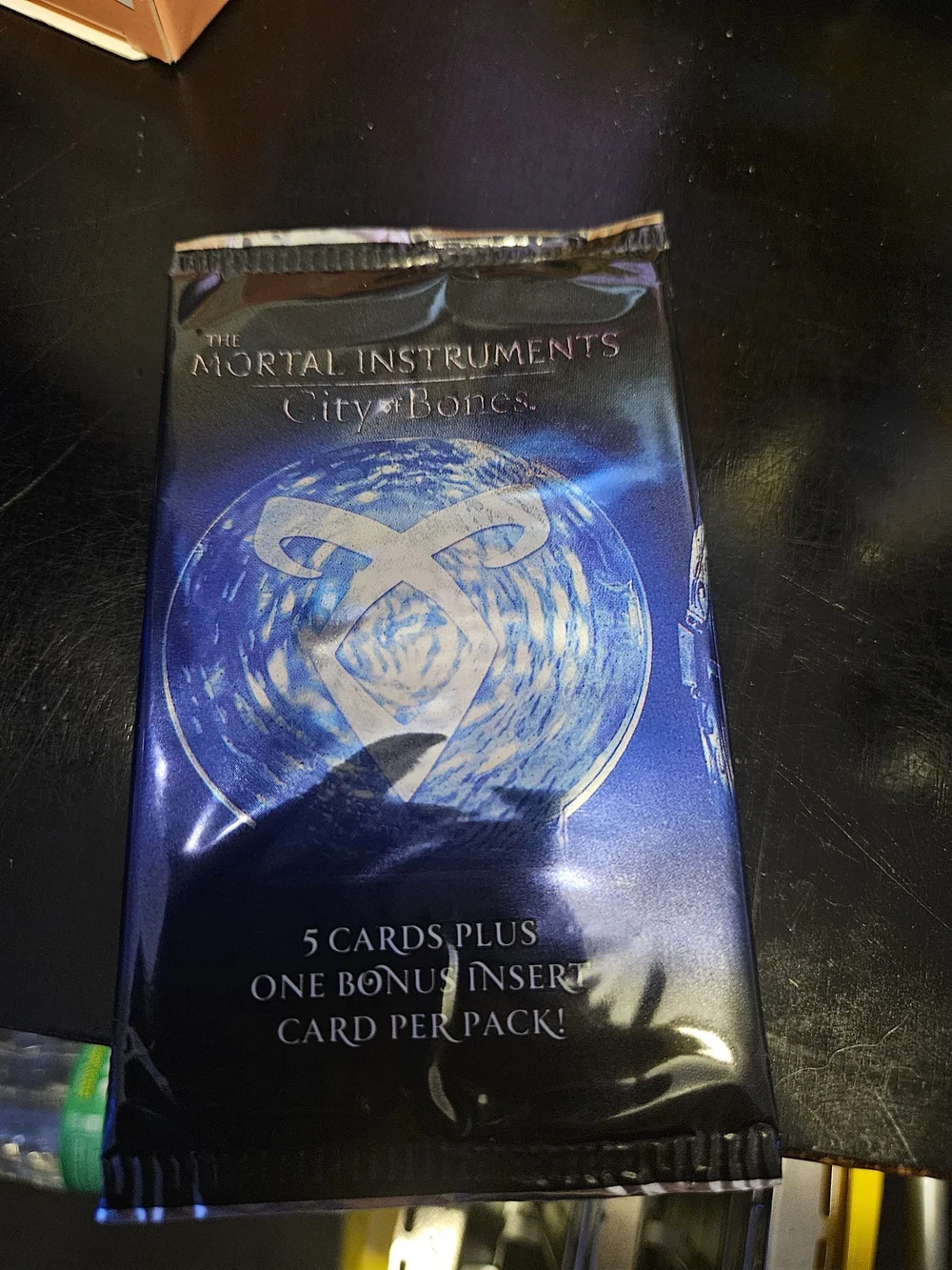 The Mortal Instruments City of Bones Trading Cards - Black/Blue Box Display